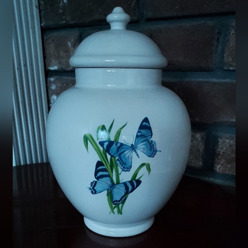 Blue Butterfly White Pattern Small Ginger Jar Vase Urn Vintage FTD